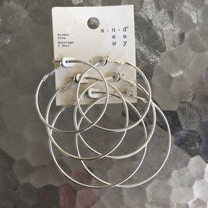 Hoop earring set of three pairs